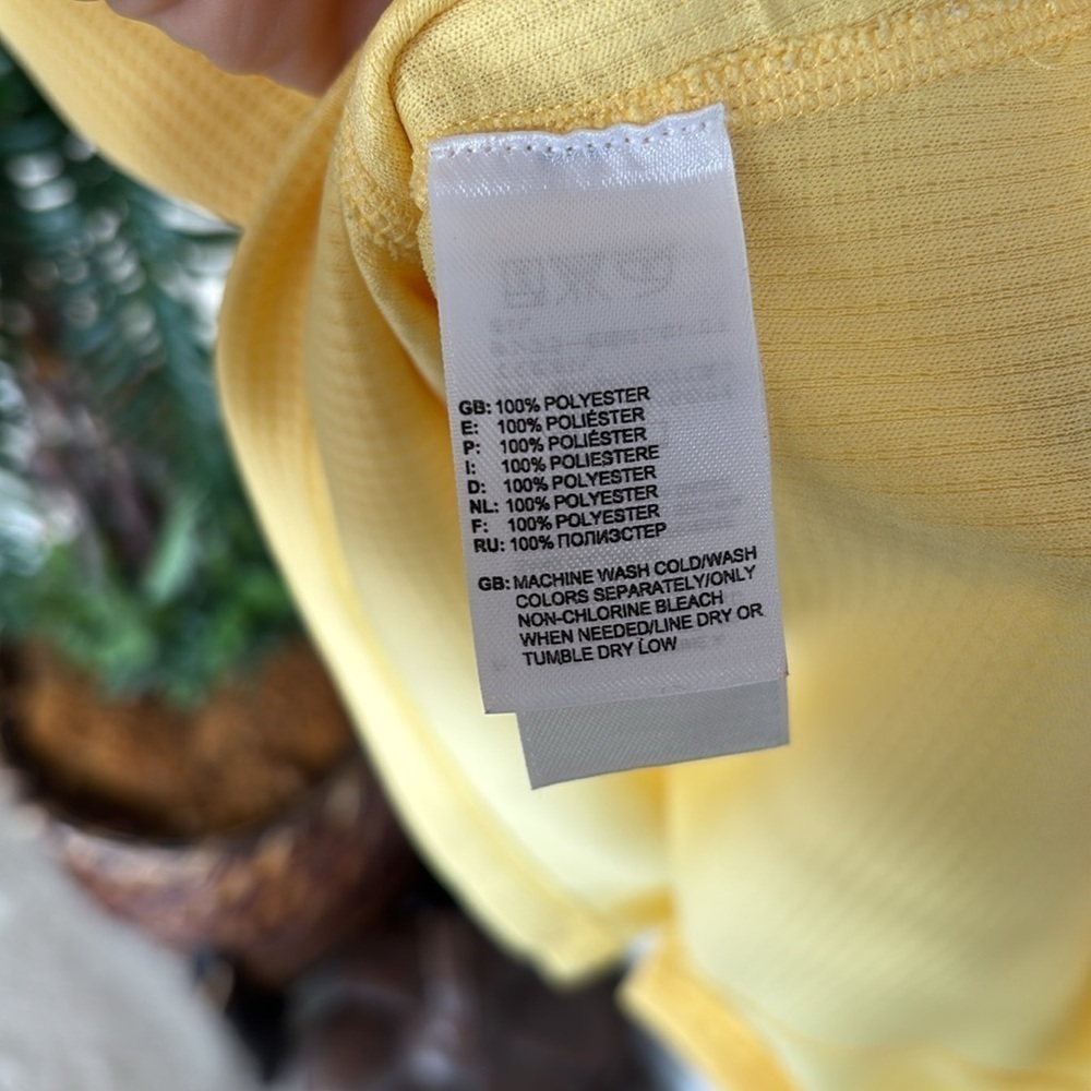 The North Face Vapor Wick Yellow Quarter Zip Short Sleeved Polo Top Golf Shirt - Picture 13 of 14